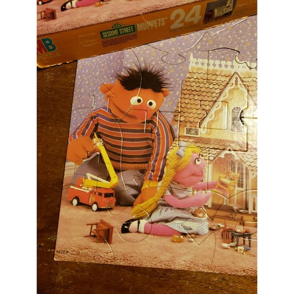 Milton Bradley Vintage‎ Sesame Street Muppets Bert and Ernie 24 Piece Puzzle - Picture 12 of 12